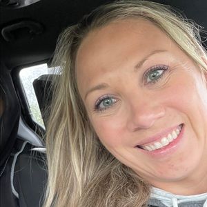 Meet your Posher, Nikki